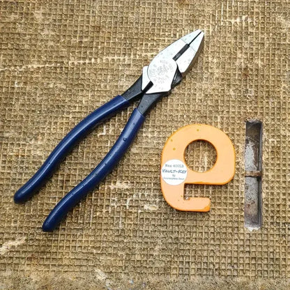 Vault-Key By Journeyman Gear